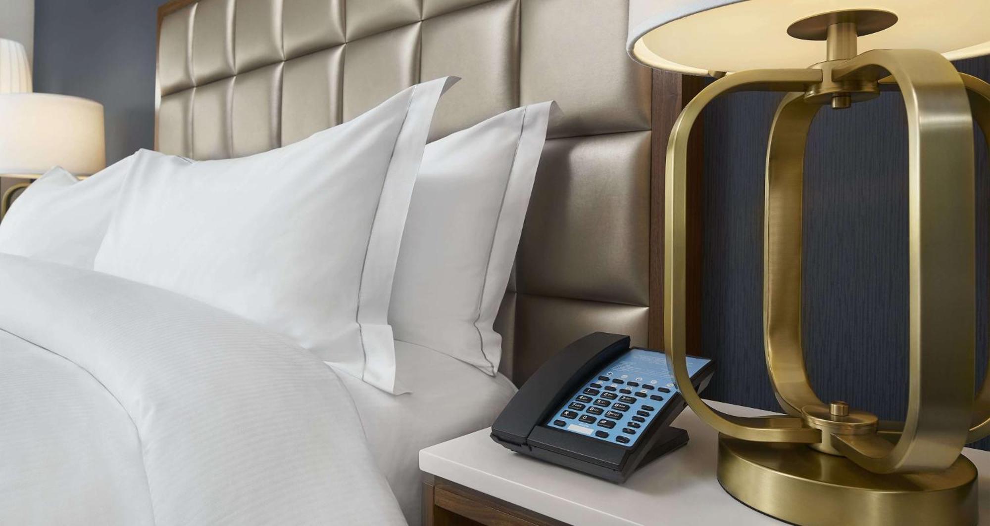 Hilton Chicago Oak Brook Hills Resort & Conference Center Экстерьер фото