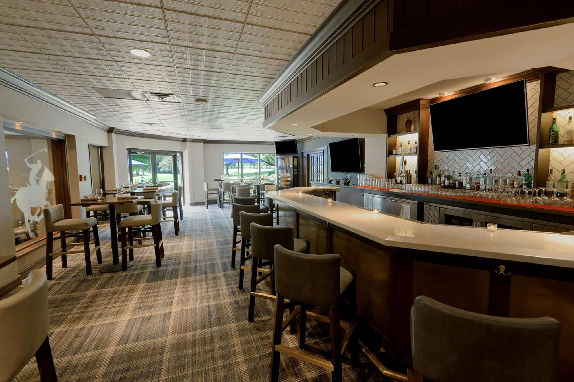 Hilton Chicago Oak Brook Hills Resort & Conference Center Экстерьер фото