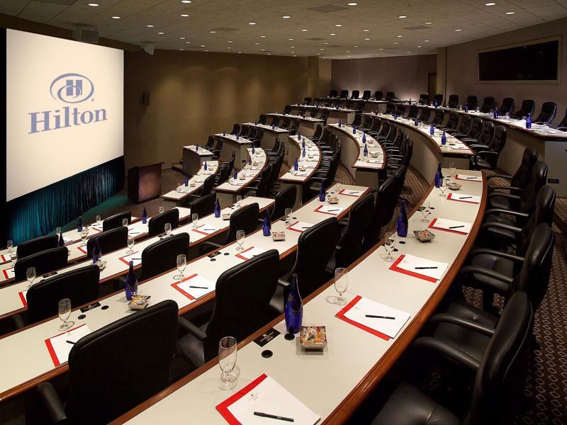 Hilton Chicago Oak Brook Hills Resort & Conference Center Экстерьер фото